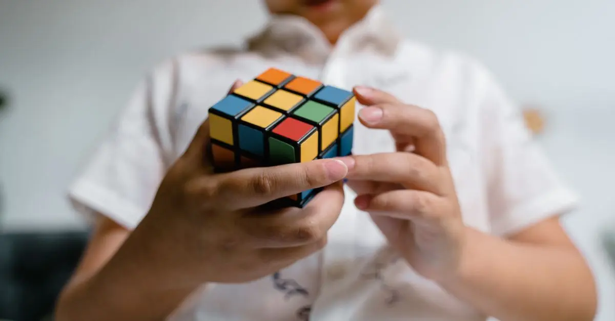 Les meilleures ressources pour apprendre le Rubik's Cube efficacement