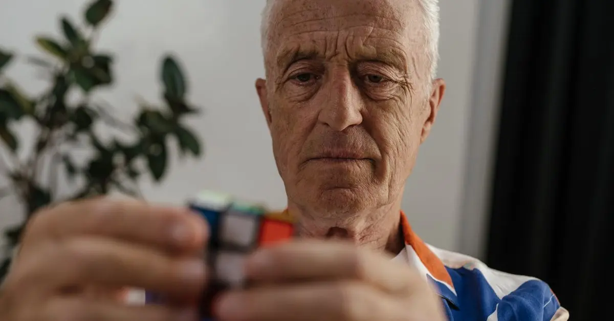 Les meilleures techniques pour mémoriser les algorithmes du Rubik's Cube