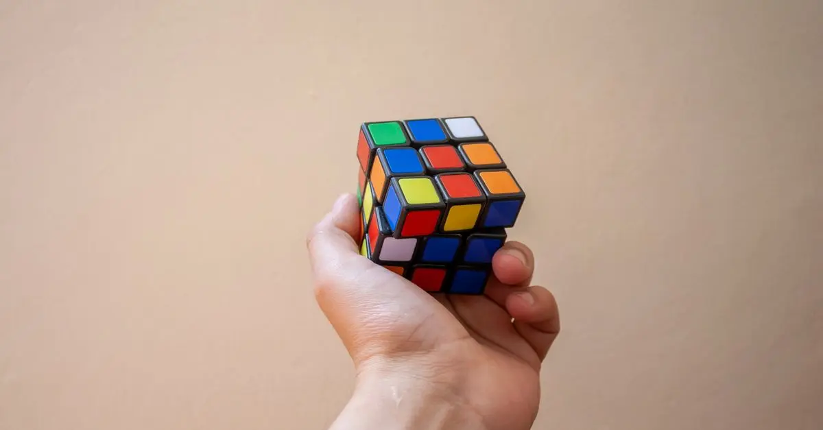 Les meilleures techniques pour apprendre le Rubik's Cube facilement