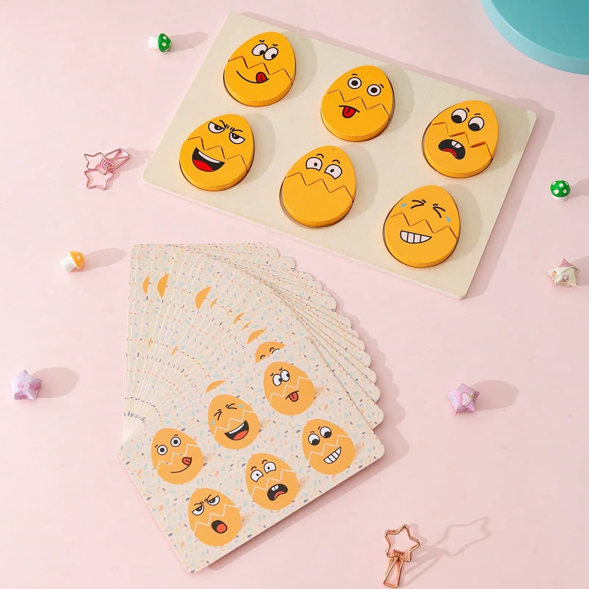 Jeu de puzzle de correspondance d'émotions pour bébés pour apprendre les expressions faciales, comprenant la joie, la colère, la tristesse et le